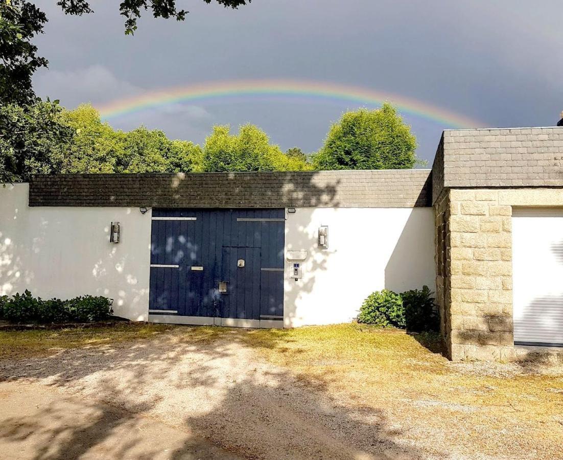 Domaine De La Chesnaie Bed & Breakfast Josselin Bagian luar foto