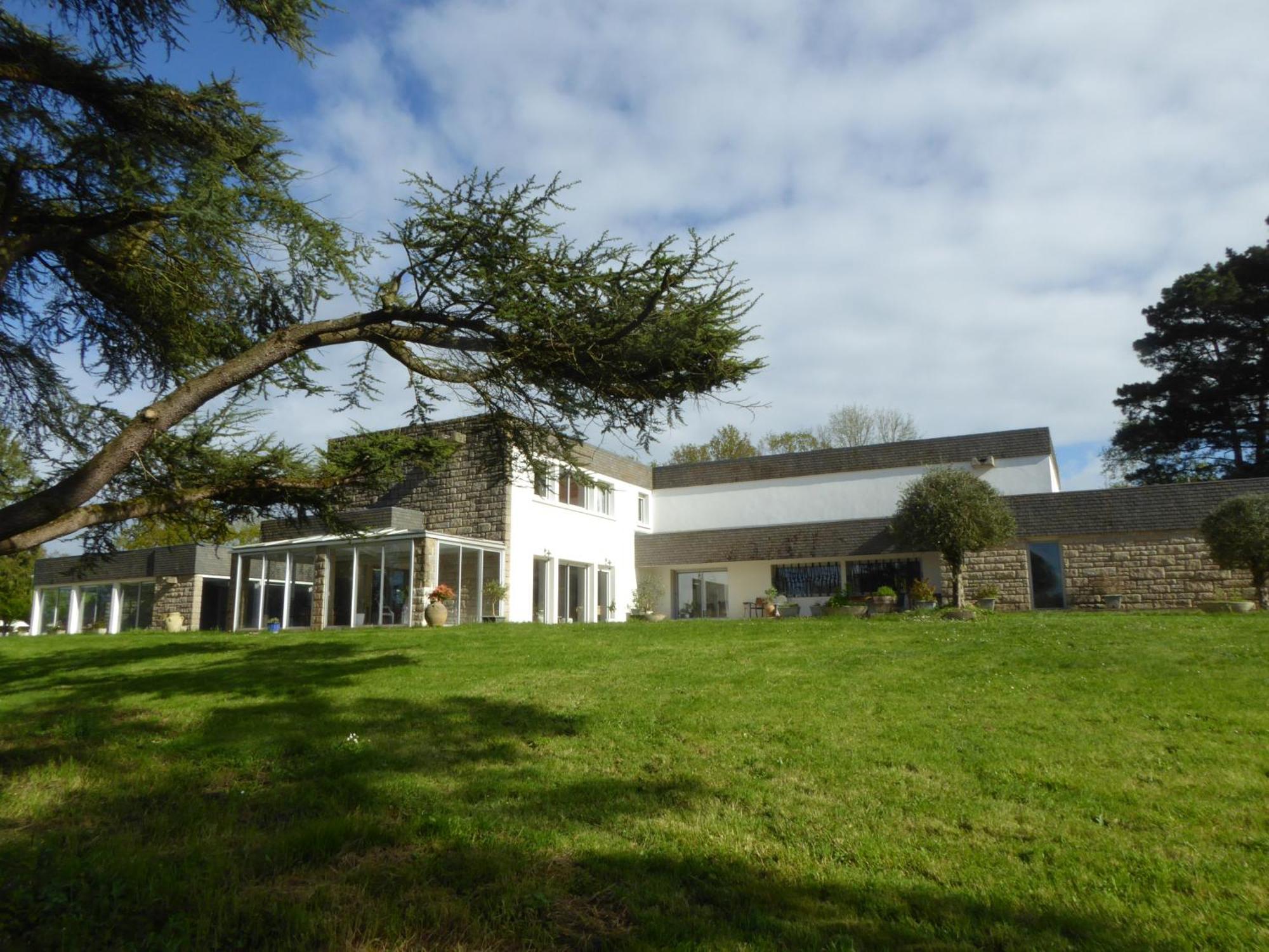 Domaine De La Chesnaie Bed & Breakfast Josselin Bagian luar foto